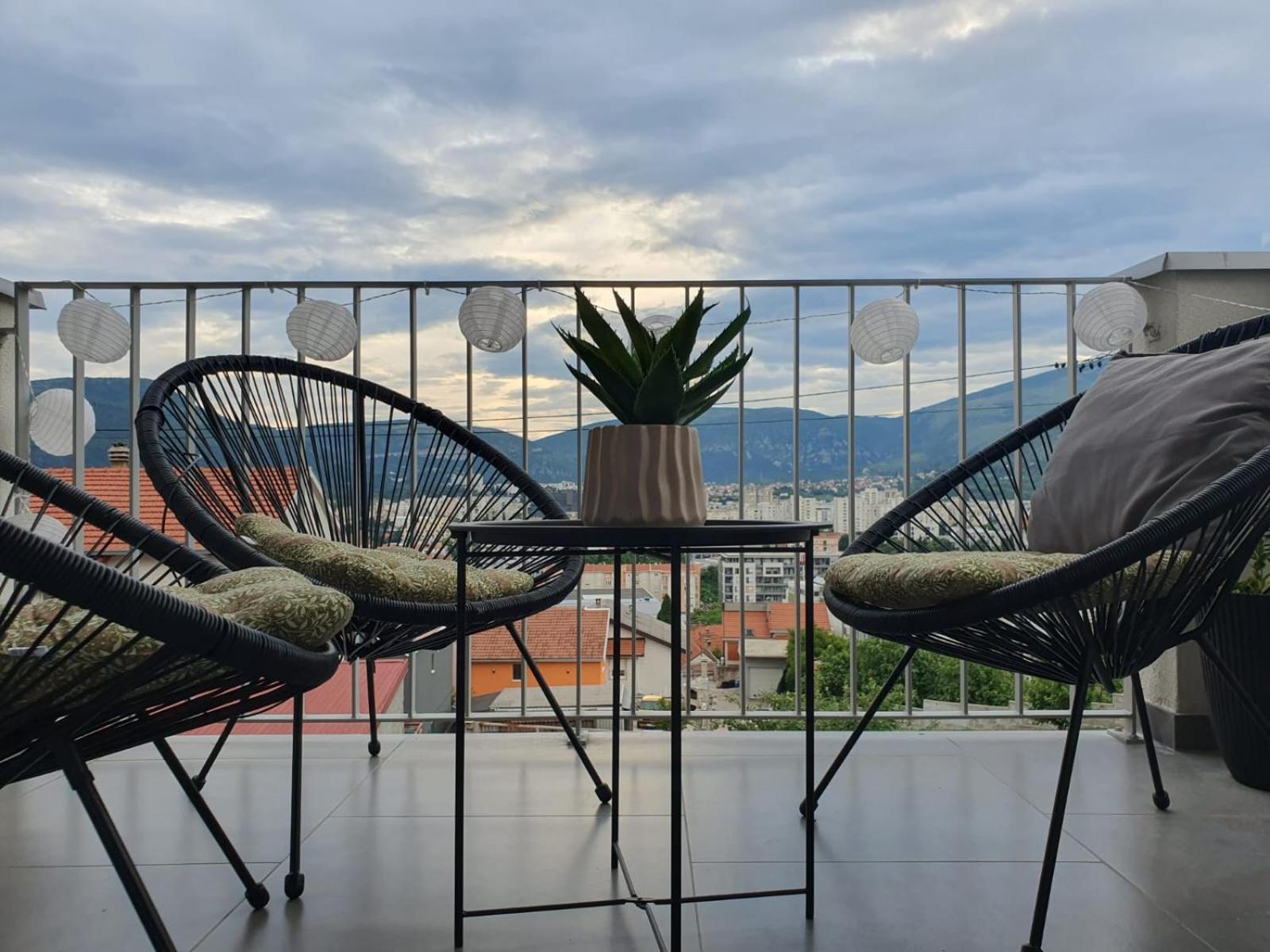 Apartment Merry - Free Garage & Parking Mostar Extérieur photo